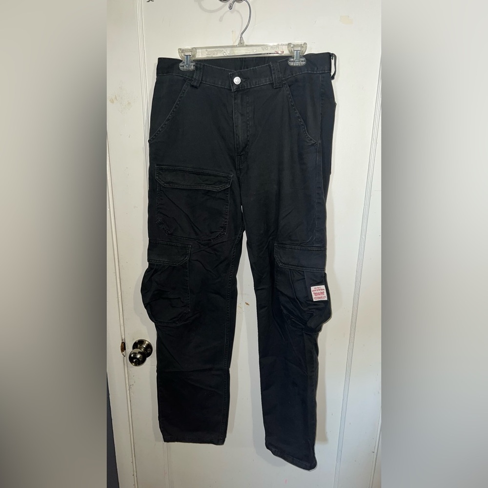 Levi’s Cargo Pants
